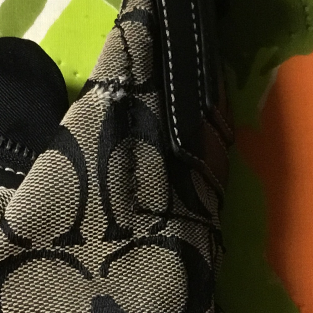 Coach Signature Hobo Shoulder Bag - Black & Khaki - Picture 9 of 11